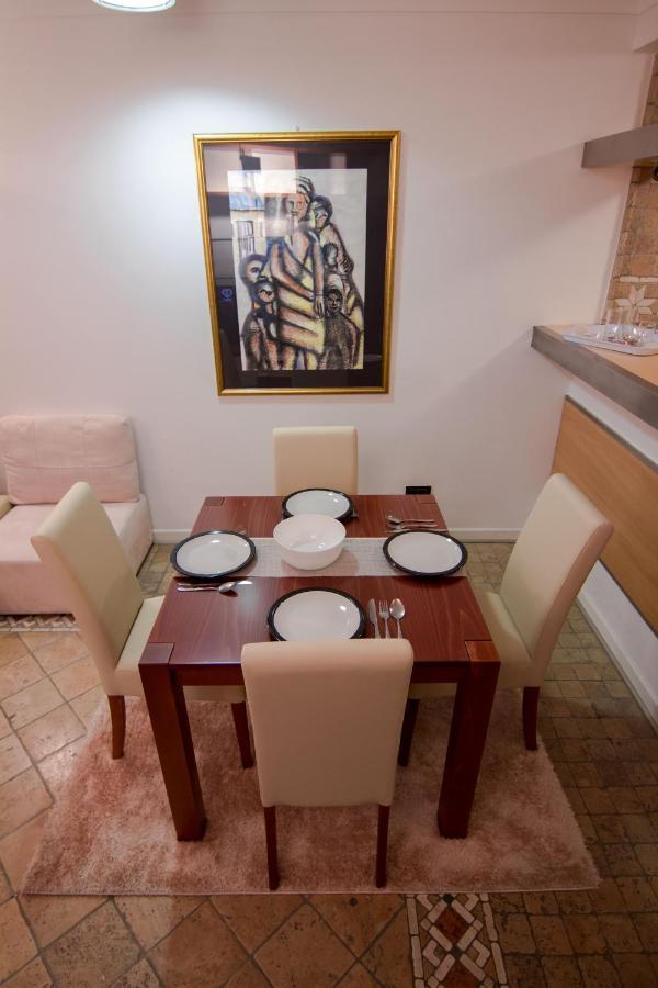 Apartment Novak Beograd Rom bilde